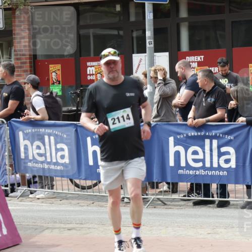 10.05.2026 - 8. Wedeler Halbmarathon Yannick Fuchs http://msf.ph/oto/9735735 10.05.2026 11:57:57 Ziel 723, 2114 meine-sportfotos.de