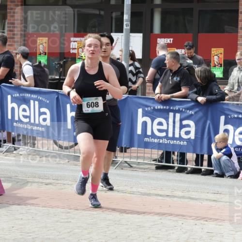 10.05.2026 - 8. Wedeler Halbmarathon Yannick Fuchs http://msf.ph/oto/9735755 10.05.2026 11:58:07 Ziel 608, 894, 2204 meine-sportfotos.de