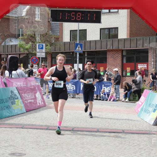 10.05.2026 - 8. Wedeler Halbmarathon Yannick Fuchs http://msf.ph/oto/9735764 10.05.2026 11:58:09 Ziel 608, 894, 2204, 2231 meine-sportfotos.de