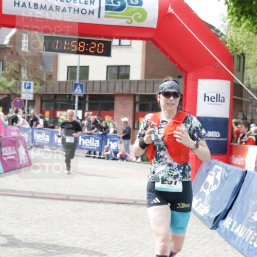 10.05.2026 - 8. Wedeler Halbmarathon Yannick Fuchs http://msf.ph/oto/9735798 10.05.2026 11:58:18 Ziel 37, 297, 324, 1008, 1043, 2231 meine-sportfotos.de