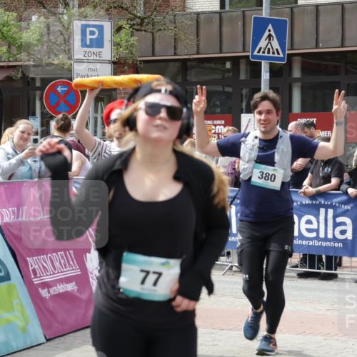 10.05.2026 - 8. Wedeler Halbmarathon Yannick Fuchs http://msf.ph/oto/9735831 10.05.2026 11:58:37 Ziel 77, 379, 380, 584, 879, 2131 meine-sportfotos.de