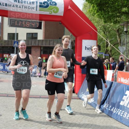 10.05.2026 - 8. Wedeler Halbmarathon Yannick Fuchs http://msf.ph/oto/9735869 10.05.2026 11:58:45 Ziel 136, 794, 901, 2163, 2169 meine-sportfotos.de
