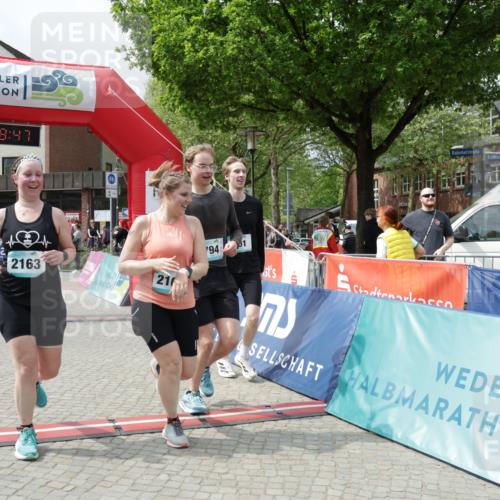 10.05.2026 - 8. Wedeler Halbmarathon Yannick Fuchs http://msf.ph/oto/9735873 10.05.2026 11:58:46 Ziel 136, 794, 901, 2163, 2169 meine-sportfotos.de