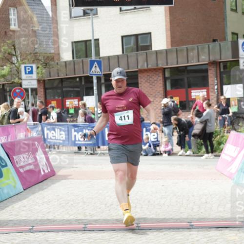 10.05.2026 - 8. Wedeler Halbmarathon Yannick Fuchs http://msf.ph/oto/9735888 10.05.2026 11:58:57 Ziel 411 meine-sportfotos.de