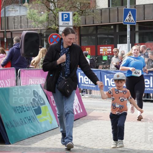 10.05.2026 - 8. Wedeler Halbmarathon Yannick Fuchs http://msf.ph/oto/9735923 10.05.2026 11:59:05 Ziel 424, 830, 956 meine-sportfotos.de