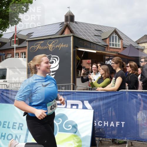 10.05.2026 - 8. Wedeler Halbmarathon Yannick Fuchs http://msf.ph/oto/9735940 10.05.2026 11:59:10 Ziel 424, 482, 583, 737, 830, 870, 962, 2103 meine-sportfotos.de