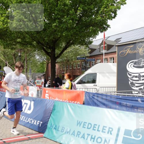 10.05.2026 - 8. Wedeler Halbmarathon Yannick Fuchs http://msf.ph/oto/9735944 10.05.2026 11:59:10 Ziel 424, 482, 583, 737, 830, 870, 962, 2103 meine-sportfotos.de