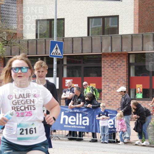 10.05.2026 - 8. Wedeler Halbmarathon Yannick Fuchs http://msf.ph/oto/9735969 10.05.2026 11:59:16 Ziel 381, 482, 583, 737, 870, 962, 2027, 2103, 2161 meine-sportfotos.de