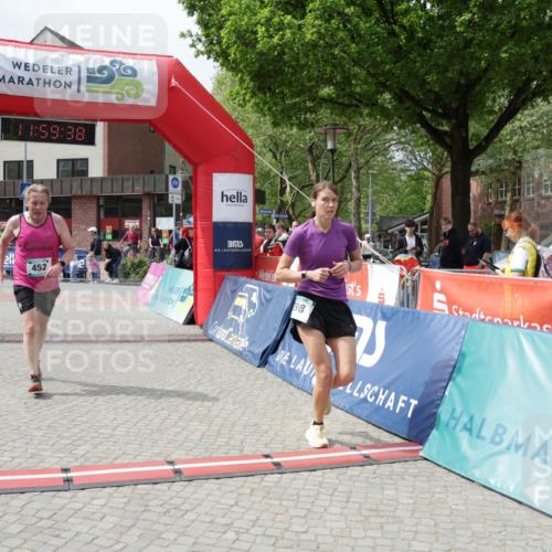 10.05.2026 - 8. Wedeler Halbmarathon Yannick Fuchs http://msf.ph/oto/9736043 10.05.2026 11:59:37 Ziel 257, 298, 452, 691, 2233 meine-sportfotos.de