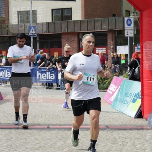 10.05.2026 - 8. Wedeler Halbmarathon Yannick Fuchs http://msf.ph/oto/9736091 10.05.2026 11:59:59 Ziel 103, 111, 793 meine-sportfotos.de
