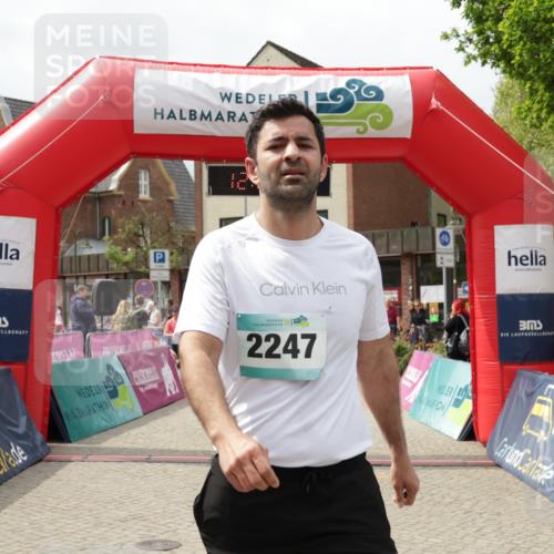 10.05.2026 - 8. Wedeler Halbmarathon Yannick Fuchs http://msf.ph/oto/9736108 10.05.2026 12:00:05 Ziel 103, 2021 meine-sportfotos.de