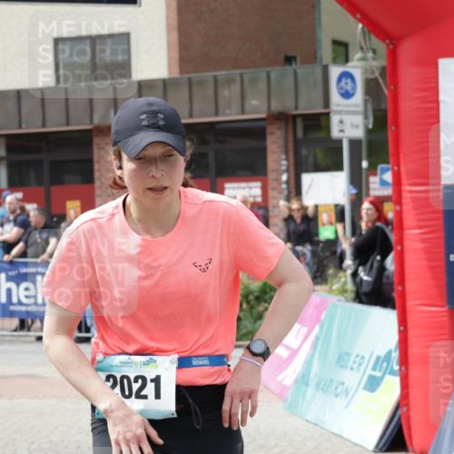 10.05.2026 - 8. Wedeler Halbmarathon Yannick Fuchs http://msf.ph/oto/9736113 10.05.2026 12:00:10 Ziel 557, 2021 meine-sportfotos.de