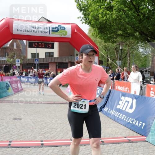 10.05.2026 - 8. Wedeler Halbmarathon Yannick Fuchs http://msf.ph/oto/9736119 10.05.2026 12:00:11 Ziel 557, 2021 meine-sportfotos.de