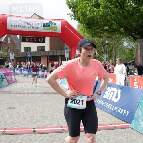 10.05.2026 - 8. Wedeler Halbmarathon Yannick Fuchs http://msf.ph/oto/9736120 10.05.2026 12:00:12 Ziel 557, 2021 meine-sportfotos.de