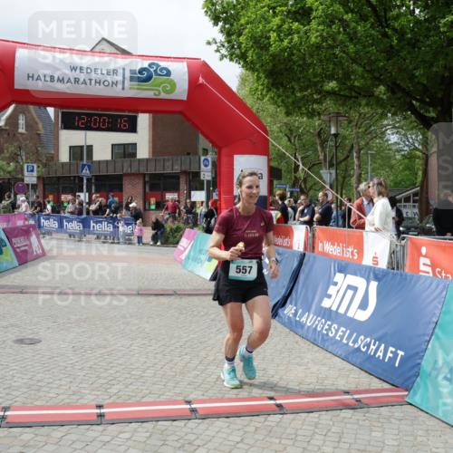 10.05.2026 - 8. Wedeler Halbmarathon Yannick Fuchs http://msf.ph/oto/9736131 10.05.2026 12:00:14 Ziel 557, 2021 meine-sportfotos.de