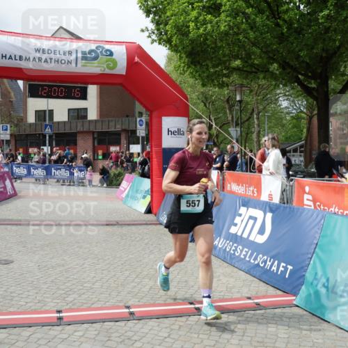 10.05.2026 - 8. Wedeler Halbmarathon Yannick Fuchs http://msf.ph/oto/9736132 10.05.2026 12:00:14 Ziel 557, 2021 meine-sportfotos.de