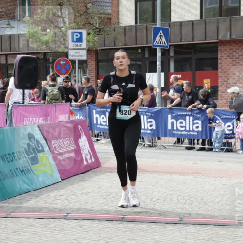 10.05.2026 - 8. Wedeler Halbmarathon Yannick Fuchs http://msf.ph/oto/9736138 10.05.2026 12:00:19 Ziel 72, 557, 820 meine-sportfotos.de