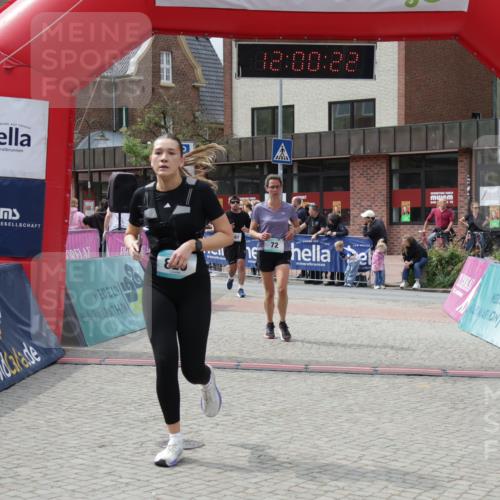 10.05.2026 - 8. Wedeler Halbmarathon Yannick Fuchs http://msf.ph/oto/9736144 10.05.2026 12:00:20 Ziel 72, 820 meine-sportfotos.de