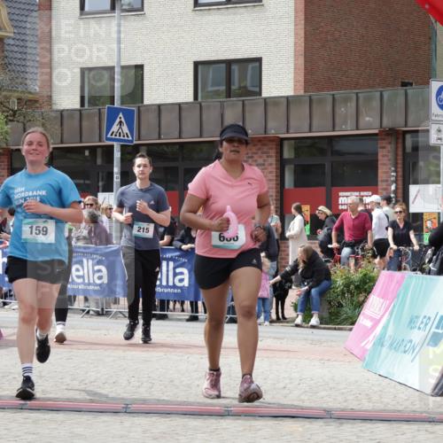 10.05.2026 - 8. Wedeler Halbmarathon Yannick Fuchs http://msf.ph/oto/9736258 10.05.2026 12:00:54 Ziel 159, 215, 216, 491, 686, 946, 1053 meine-sportfotos.de