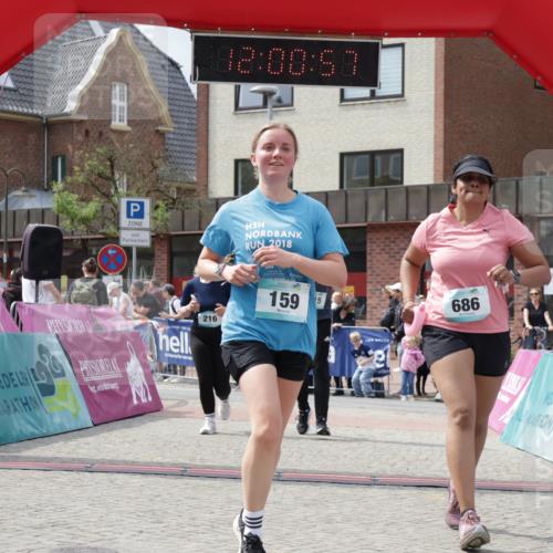 10.05.2026 - 8. Wedeler Halbmarathon Yannick Fuchs http://msf.ph/oto/9736262 10.05.2026 12:00:56 Ziel 159, 215, 216, 491, 686 meine-sportfotos.de