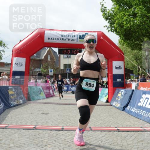 10.05.2026 - 8. Wedeler Halbmarathon Yannick Fuchs http://msf.ph/oto/9736296 10.05.2026 12:01:04 Ziel 525, 544, 994, 995 meine-sportfotos.de