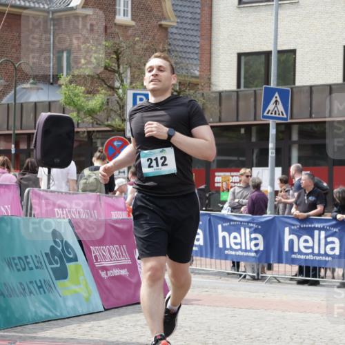 10.05.2026 - 8. Wedeler Halbmarathon Yannick Fuchs http://msf.ph/oto/9736354 10.05.2026 12:01:25 Ziel 6, 212, 219, 717 meine-sportfotos.de