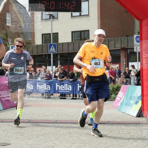 10.05.2026 - 8. Wedeler Halbmarathon Yannick Fuchs http://msf.ph/oto/9736389 10.05.2026 12:01:40 Ziel 462, 535, 643, 2031, 2034 meine-sportfotos.de