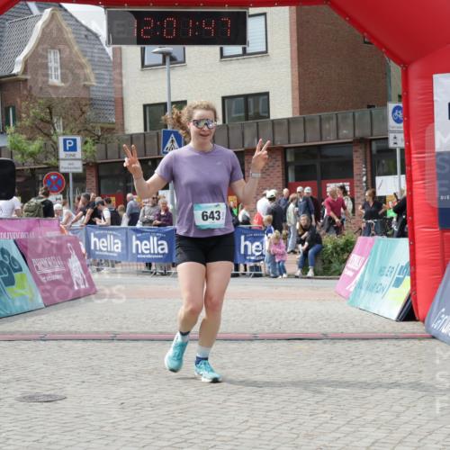 10.05.2026 - 8. Wedeler Halbmarathon Yannick Fuchs http://msf.ph/oto/9736408 10.05.2026 12:01:45 Ziel 462, 535, 643, 2031, 2034 meine-sportfotos.de
