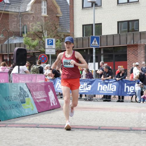 10.05.2026 - 8. Wedeler Halbmarathon Yannick Fuchs http://msf.ph/oto/9736437 10.05.2026 12:02:28 Ziel 435, 2044 meine-sportfotos.de