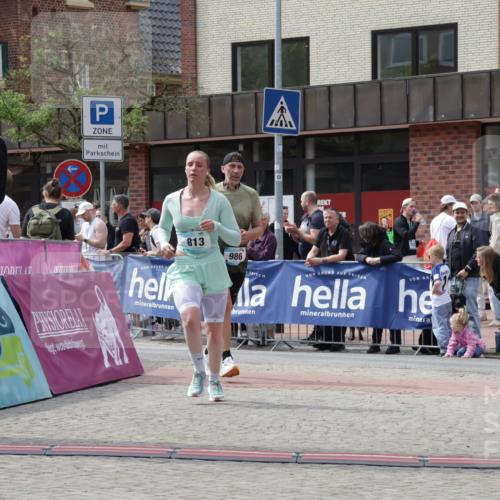 10.05.2026 - 8. Wedeler Halbmarathon Yannick Fuchs http://msf.ph/oto/9736455 10.05.2026 12:02:45 Ziel 813, 986 meine-sportfotos.de