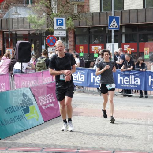 10.05.2026 - 8. Wedeler Halbmarathon Yannick Fuchs http://msf.ph/oto/9736483 10.05.2026 12:03:01 Ziel 95, 97, 819 meine-sportfotos.de