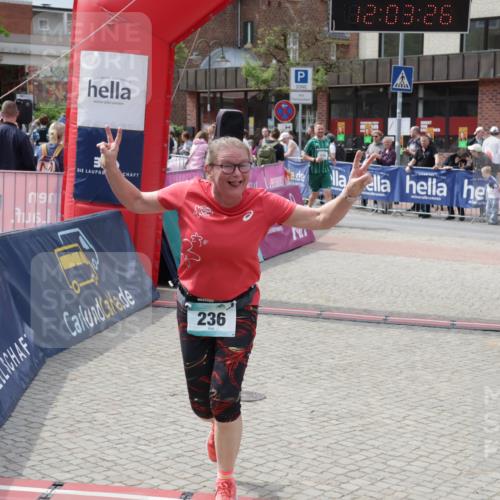 10.05.2026 - 8. Wedeler Halbmarathon Yannick Fuchs http://msf.ph/oto/9736535 10.05.2026 12:03:24 Ziel 236, 419 meine-sportfotos.de