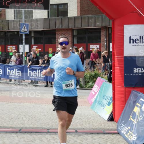 10.05.2026 - 8. Wedeler Halbmarathon Yannick Fuchs http://msf.ph/oto/9736552 10.05.2026 12:03:30 Ziel 419, 636, 659 meine-sportfotos.de
