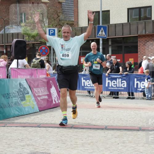 10.05.2026 - 8. Wedeler Halbmarathon Yannick Fuchs http://msf.ph/oto/9736562 10.05.2026 12:03:34 Ziel 636, 659, 764 meine-sportfotos.de