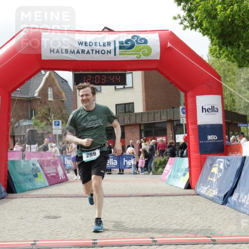 10.05.2026 - 8. Wedeler Halbmarathon Yannick Fuchs http://msf.ph/oto/9736598 10.05.2026 12:03:43 Ziel 269, 2203 meine-sportfotos.de