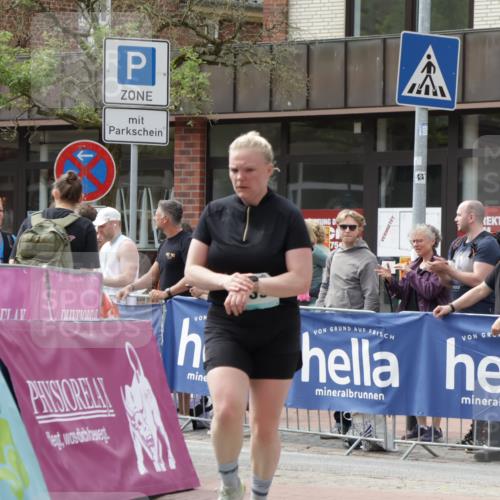 10.05.2026 - 8. Wedeler Halbmarathon Yannick Fuchs http://msf.ph/oto/9736630 10.05.2026 12:04:03 Ziel 117 meine-sportfotos.de