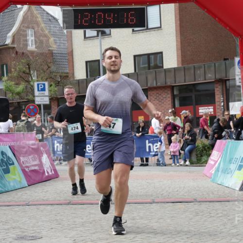10.05.2026 - 8. Wedeler Halbmarathon Yannick Fuchs http://msf.ph/oto/9736657 10.05.2026 12:04:14 Ziel 47, 474 meine-sportfotos.de