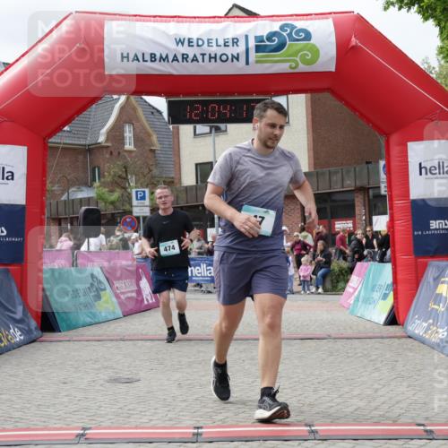 10.05.2026 - 8. Wedeler Halbmarathon Yannick Fuchs http://msf.ph/oto/9736661 10.05.2026 12:04:15 Ziel 47, 474, 522 meine-sportfotos.de