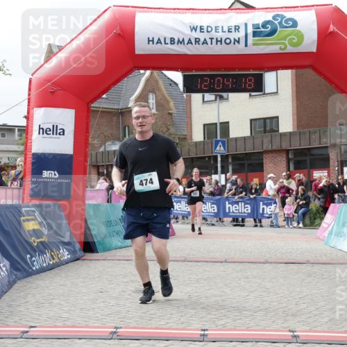 10.05.2026 - 8. Wedeler Halbmarathon Yannick Fuchs http://msf.ph/oto/9736665 10.05.2026 12:04:16 Ziel 47, 474, 522 meine-sportfotos.de