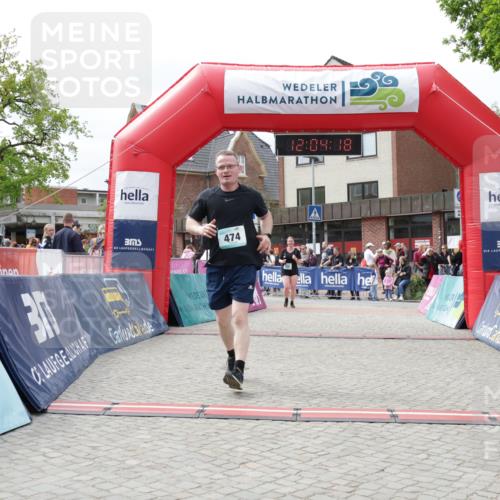 10.05.2026 - 8. Wedeler Halbmarathon Yannick Fuchs http://msf.ph/oto/9736666 10.05.2026 12:04:16 Ziel 47, 474, 522 meine-sportfotos.de