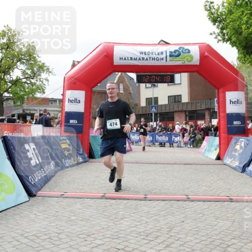 10.05.2026 - 8. Wedeler Halbmarathon Yannick Fuchs http://msf.ph/oto/9736667 10.05.2026 12:04:16 Ziel 47, 474, 522 meine-sportfotos.de