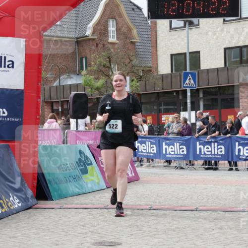 10.05.2026 - 8. Wedeler Halbmarathon Yannick Fuchs http://msf.ph/oto/9736671 10.05.2026 12:04:20 Ziel 474, 522 meine-sportfotos.de