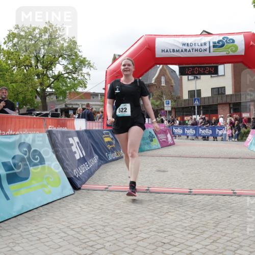 10.05.2026 - 8. Wedeler Halbmarathon Yannick Fuchs http://msf.ph/oto/9736675 10.05.2026 12:04:22 Ziel 522 meine-sportfotos.de