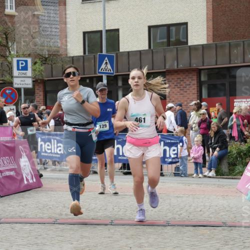 10.05.2026 - 8. Wedeler Halbmarathon Yannick Fuchs http://msf.ph/oto/9736684 10.05.2026 12:04:29 Ziel 129, 243, 461, 982 meine-sportfotos.de