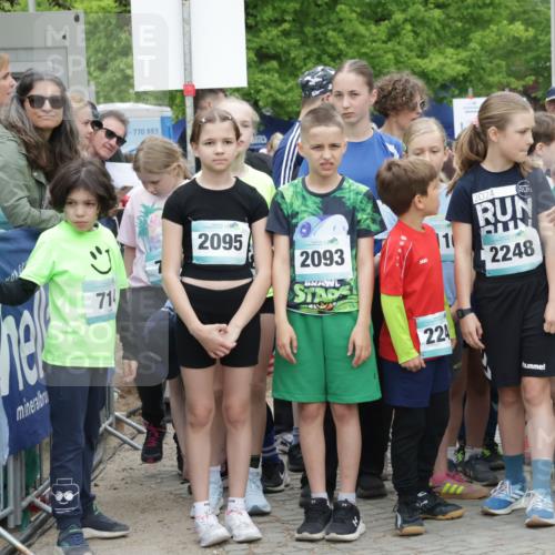 10.05.2026 - 8. Wedeler Halbmarathon Yannick Fuchs http://msf.ph/oto/9736691 10.05.2026 12:42:58 Ziel 714, 770, 883, 2095, 2093, 224, 10, 2024, 2248, 856, 24, 202, 850 meine-sportfotos.de