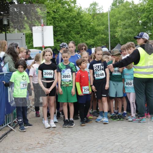 10.05.2026 - 8. Wedeler Halbmarathon Yannick Fuchs http://msf.ph/oto/9736696 10.05.2026 12:43:00 Ziel 7, 714, 04331, 770, 2095, 2093, 224, 2024, 2248, 856, 21, 2023, 850, 197, 2186 meine-sportfotos.de
