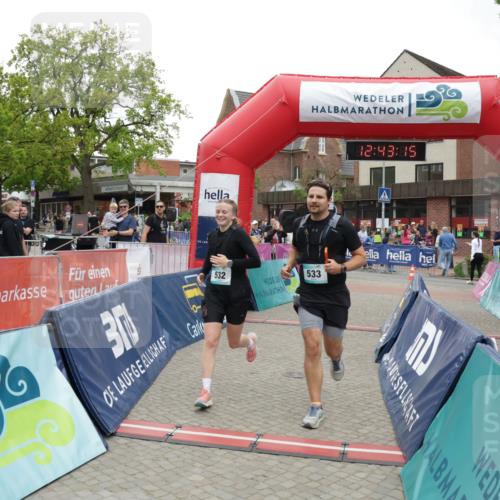 10.05.2026 - 8. Wedeler Halbmarathon Yannick Fuchs http://msf.ph/oto/9736703 10.05.2026 12:43:13 Ziel 21, 12, 43, 15, 532, 533, 7, 532, 533 meine-sportfotos.de