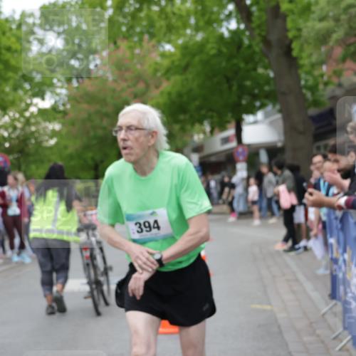 10.05.2026 - 8. Wedeler Halbmarathon Yannick Fuchs http://msf.ph/oto/9736742 10.05.2026 12:44:29 Ziel 394 meine-sportfotos.de