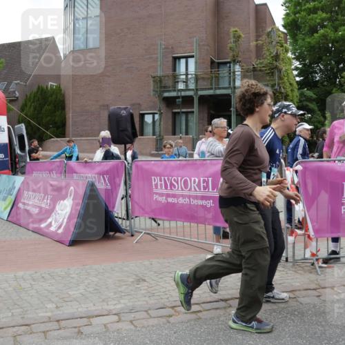 10.05.2026 - 8. Wedeler Halbmarathon Yannick Fuchs http://msf.ph/oto/9736801 10.05.2026 12:45:04 Ziel  meine-sportfotos.de
