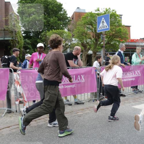 10.05.2026 - 8. Wedeler Halbmarathon Yannick Fuchs http://msf.ph/oto/9736803 10.05.2026 12:45:05 Ziel  meine-sportfotos.de